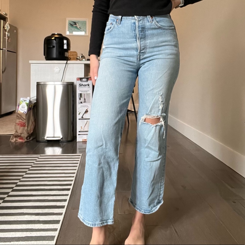 Levi’s ribcage straight jean size 26